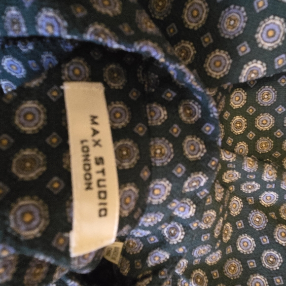 Max Studio Dark Green Geometric Long Sleeve Dress - Picture 6 of 6